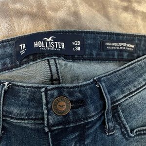 never worn hollister jeans